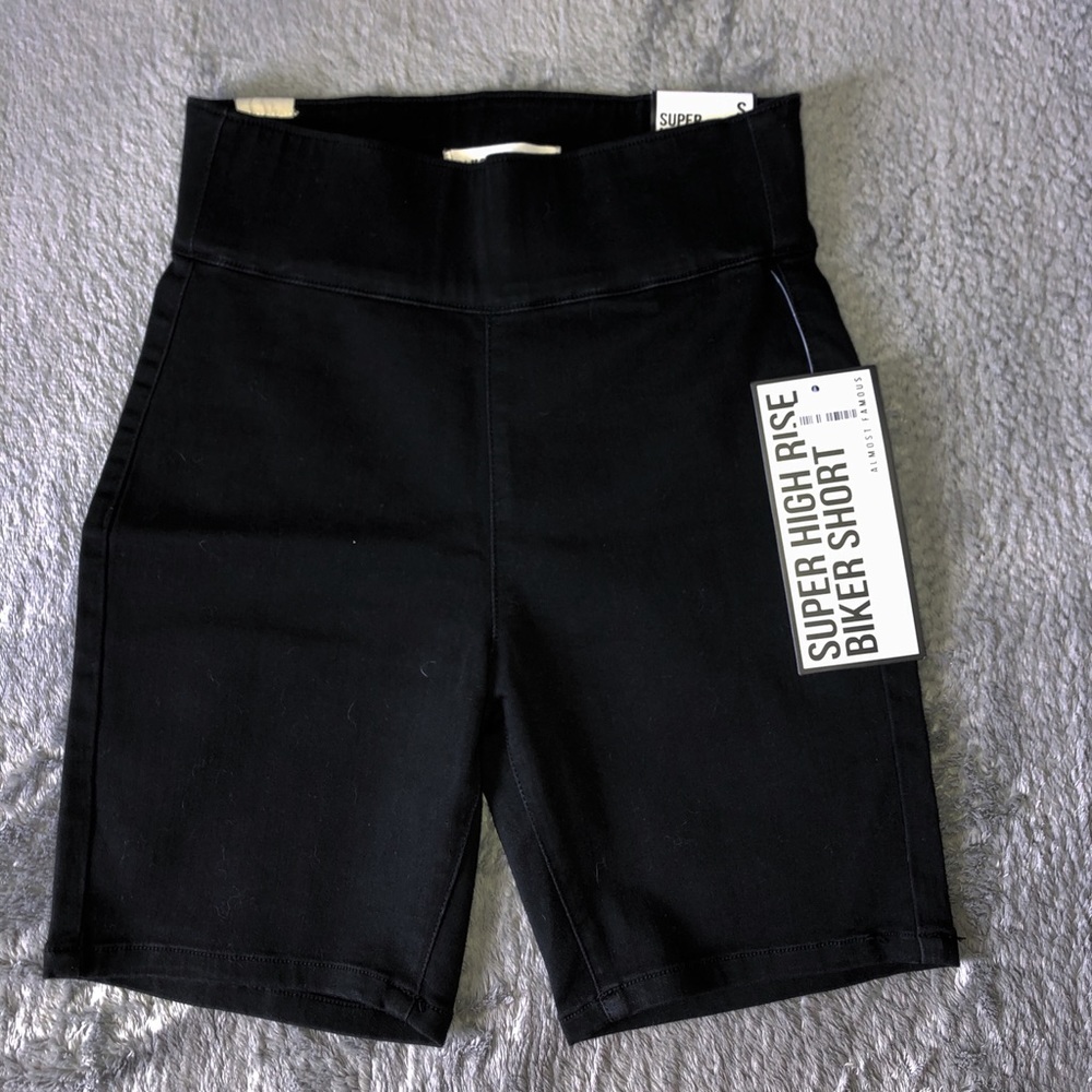 ❌SOLD❌ NWT Super high rise Biker shorts